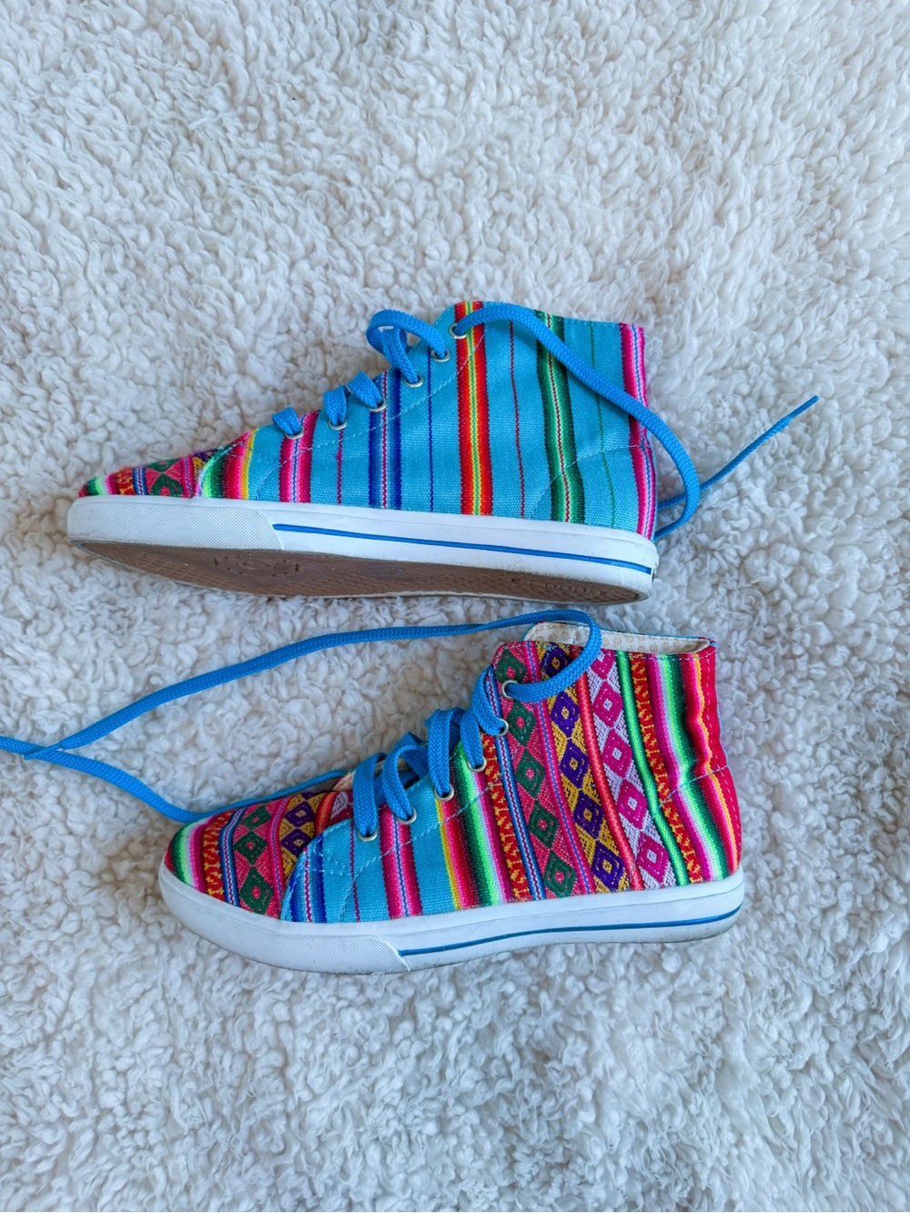 Inkkas Colorful Turquoise High-Top Canvas Sneakers - Women's Size 9